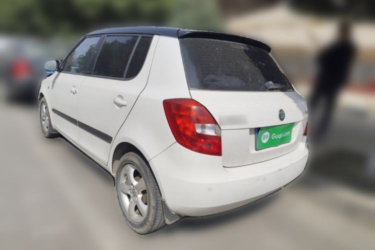 Used Skoda Fabia 2011 1.6L Automatic Cool Black Edition