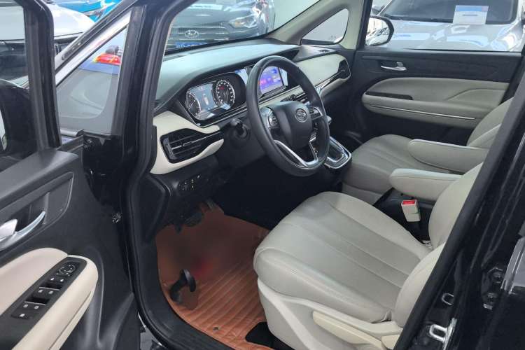 Used GAC Trumpchi M6 2019 270T DCT Elite Edition (7-seater) China VI