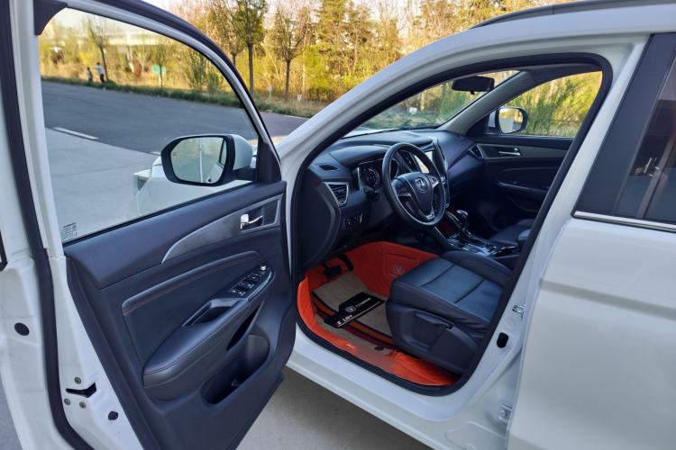 Used CHANGAN CS75 2017 Shangkui Edition 1.5T Automatic Fengxiang Model
