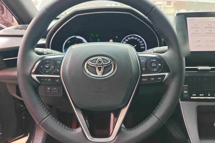 Used Toyota Avalon 2019 Dual-Engine 2.5L Luxury Edition China VI Standard