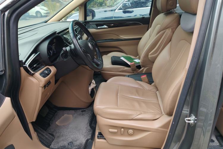 Used Buick GL8 2017 ES 28T Flagship Model China V Standard
