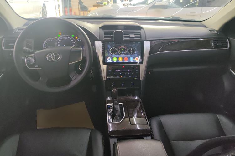 Used Toyota Camry 2016 2.0G 10th Anniversary Leading Edition
