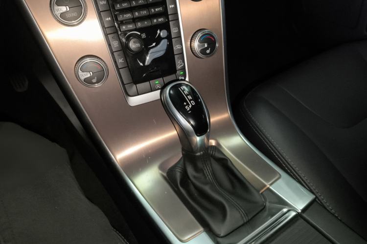 Used Volvo XC60 2017 T5 AWD Smart Upgrade Edition