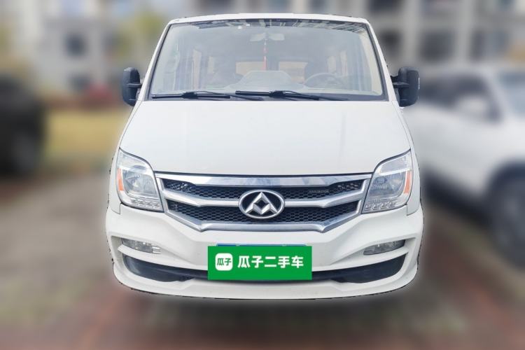Used SAIC MAXUS Xintu V80 2017 2.5T AMT Aoyuntong National V Short Wheelbase Ultra-Low Roof 5/6/10-Seater
