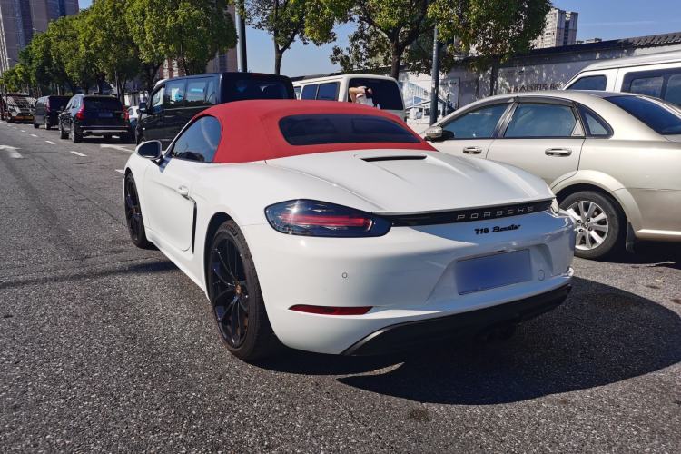 Used Porsche 718 2022 Boxster 2.0T Exterior 4