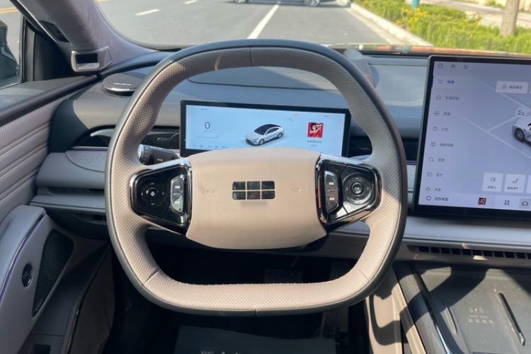 Used Geely Galaxy Galaxy 8 2025 130km EM-P Starship Edition