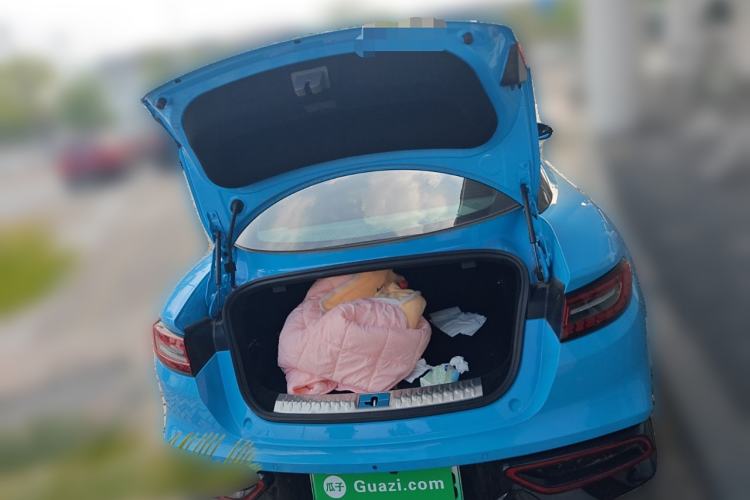 Used NETA GT 2023 580 AWD Trunk