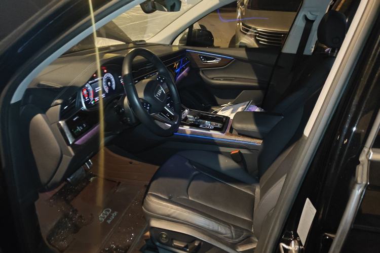 Used Audi Q7 2023 45 TFSI quattro S line Sport model