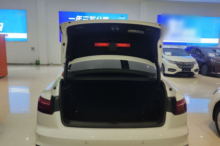 Used Audi A4L 2022 40 TFSI Fashion Dynamic Model Trunk