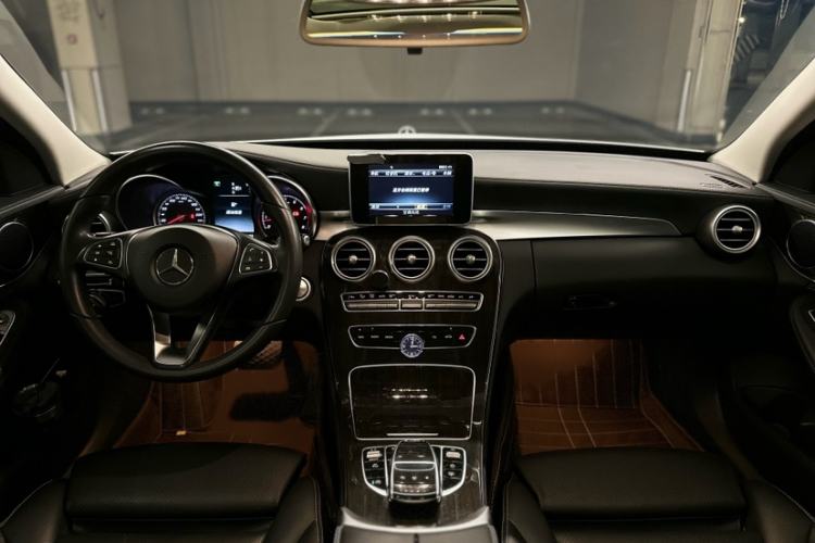 Used Mercedes-Benz C-Class 2015 C 200 L 4MATIC