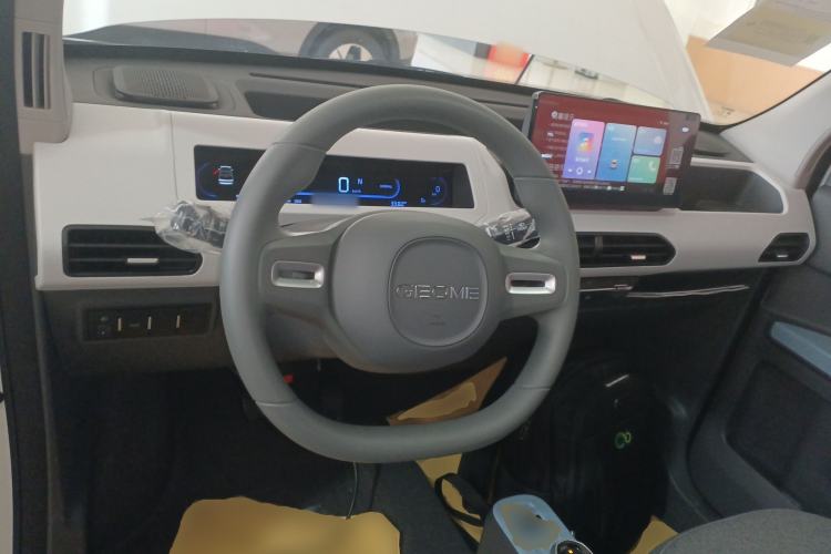 Used Geely Galaxy Panda 2024 Panda Mini 200km Endurance Bear
