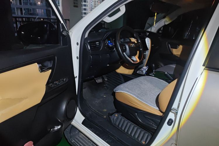 Used Toyota Fortuner 2016 2.7L Middle East Version Driver Seat