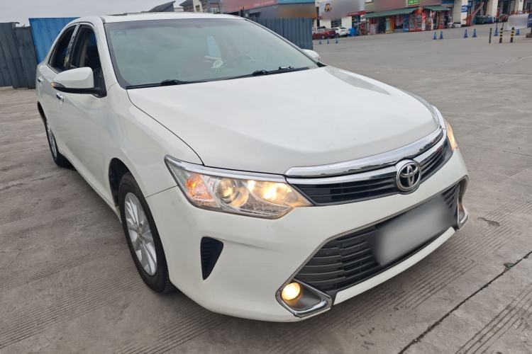 Used Toyota Camry 2015 2.0G Premier Edition Front Right 45 Deg