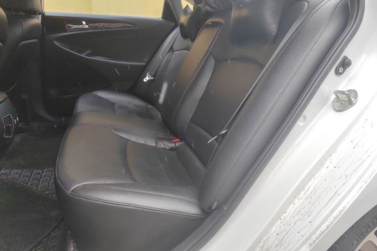 Used Hyundai Sonata 2014 2.4L Automatic Luxury Version China IV Standard
