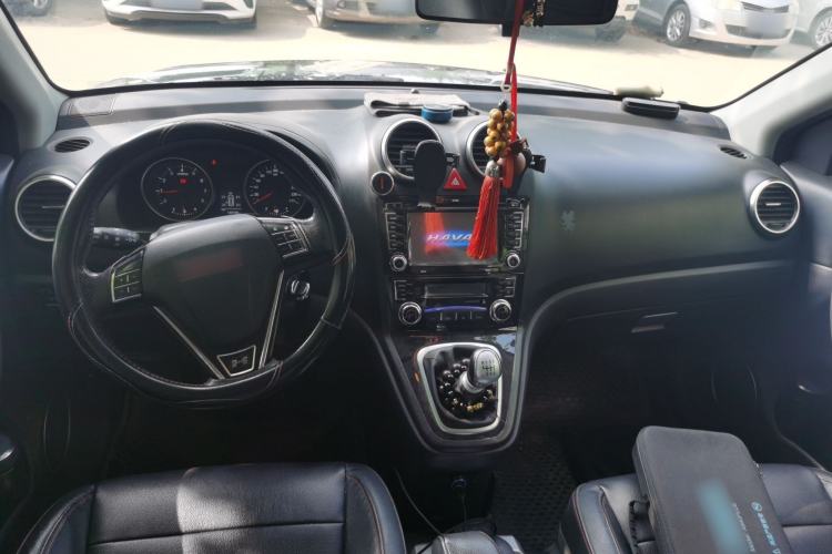 Used Haval H6 2015 Upgraded Model 1.5T Manual Two-Wheel Drive Elite Version