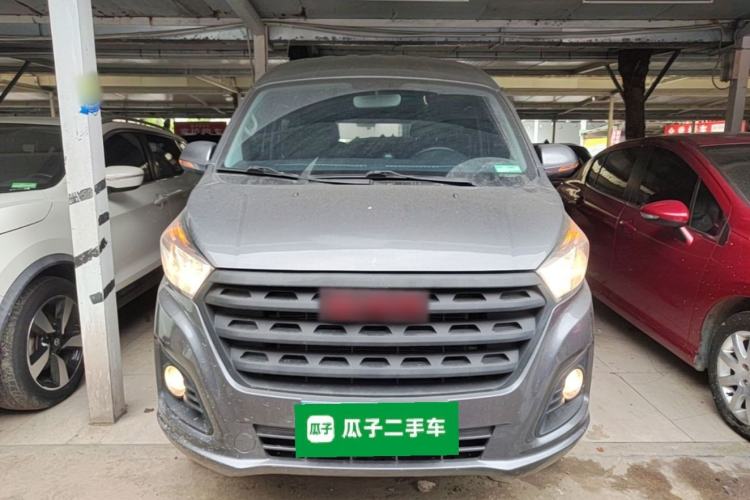 Used Jinbei Gold Hiace 2021 1.5L Passenger Van Travel Lion 6-Seater