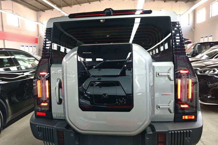 Used JETOUR Traveler 2023 2.0T All-Wheel-Drive Crosser
