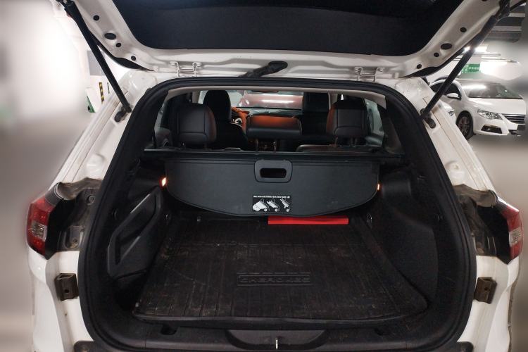 Used Jeep Cherokee 2016 2.4L Professional Edition Trunk