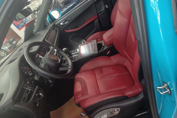 Used Porsche Macan 2022 Macan 2.0T
