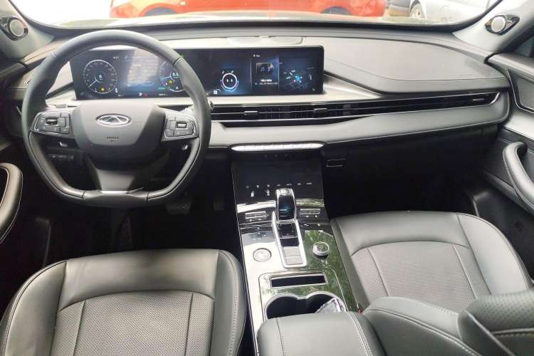 Used Chery Tiggo 8 PLUS 2022 290TGDI DCT Haoting Edition