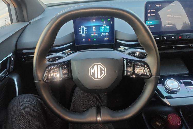 Used MG 4 EV 2023 415 km Range Sea-Faring Champion Edition Steering Wheel