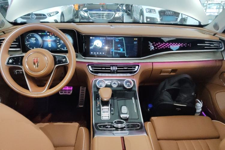 Used Hongqi H9 2022 3.0T Smart Connect Flagship Edition Center Console