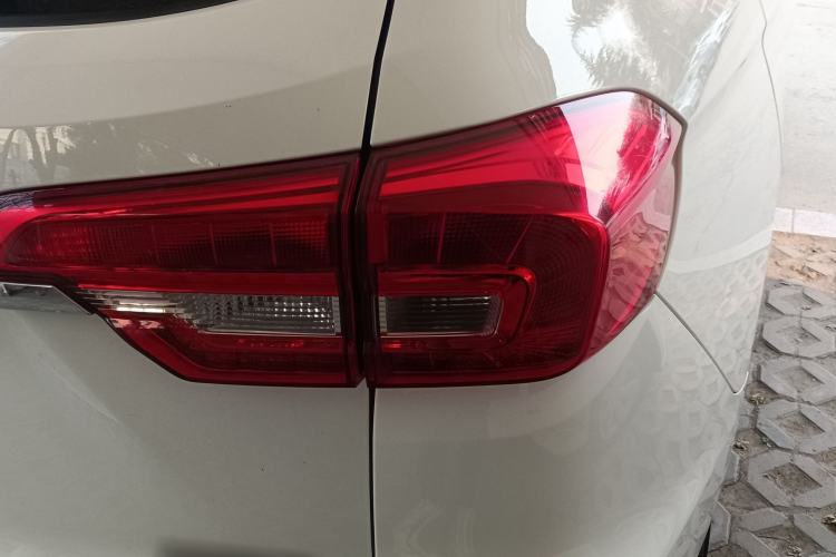 Used Haval M6 2019 1.5T Manual Two-Wheel Drive Urban Version China VI Standard