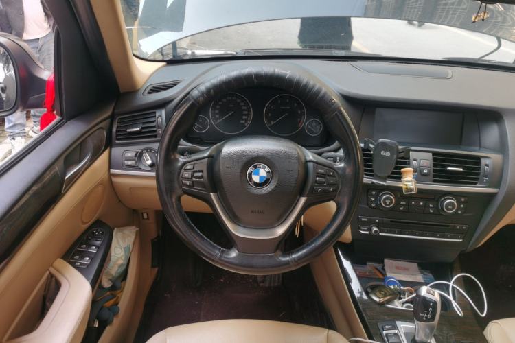 Used BMW X3 2011 xDrive28i Luxury Model
