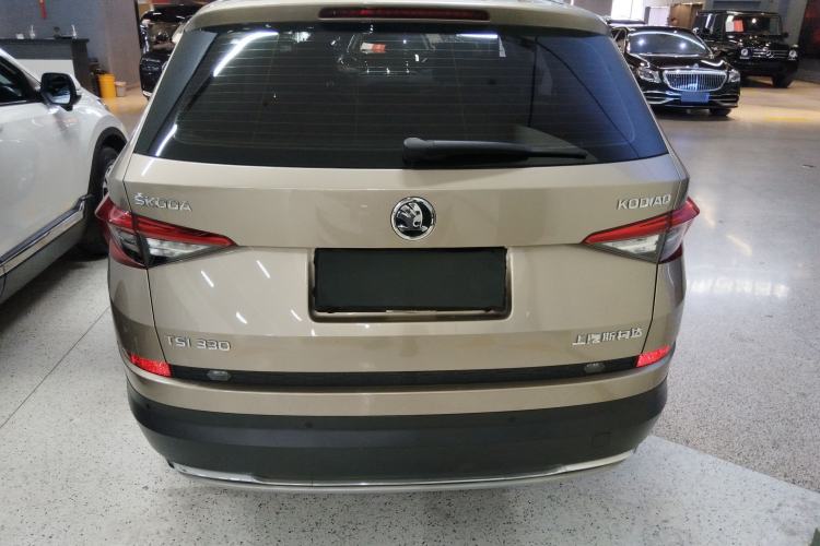 Used Skoda Kodiaq 2018 Facelifted TSI330 5-Seater Two-Wheel-Drive Luxury Enjoyment Edition
