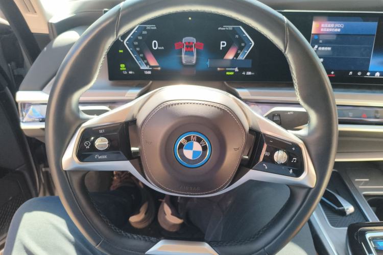 Used BMW i7 2023 eDrive50L Premium Luxury Package