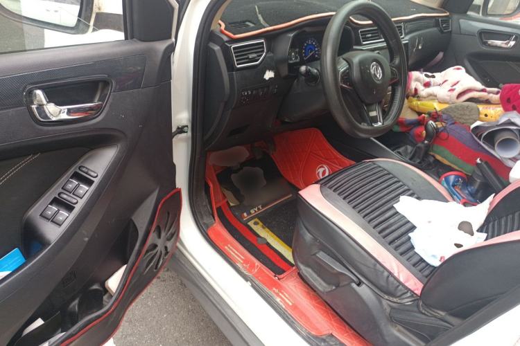 Used Dongfeng Fengon 580 2018 1.8L Manual Comfort Model Driver Seat