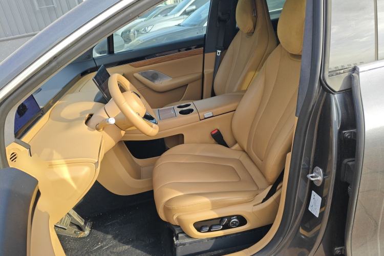 Used Hima Luxeed R7 2024 All-Electric 736 km Ultra
