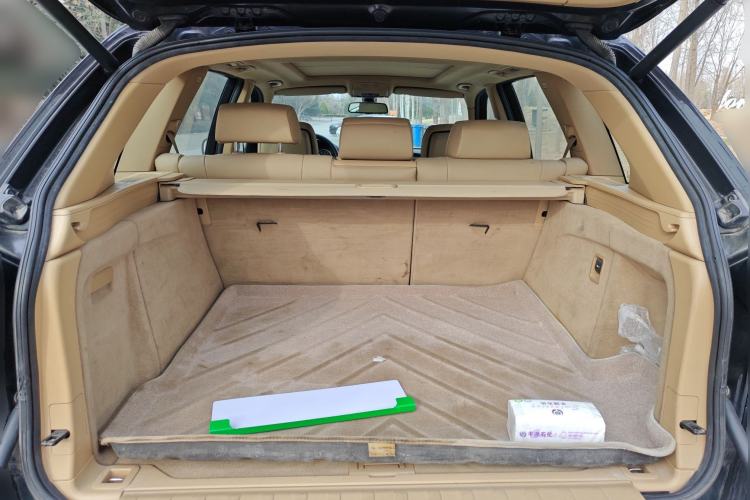 Used BMW X5 2009 xDrive30i Leading Model