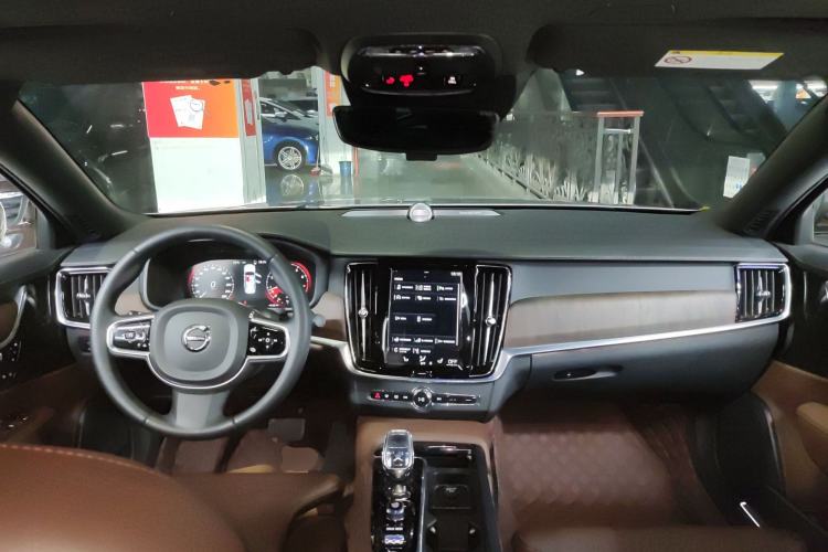 Used Volvo S90 2021 B5 Zhiyuan Luxury Edition
