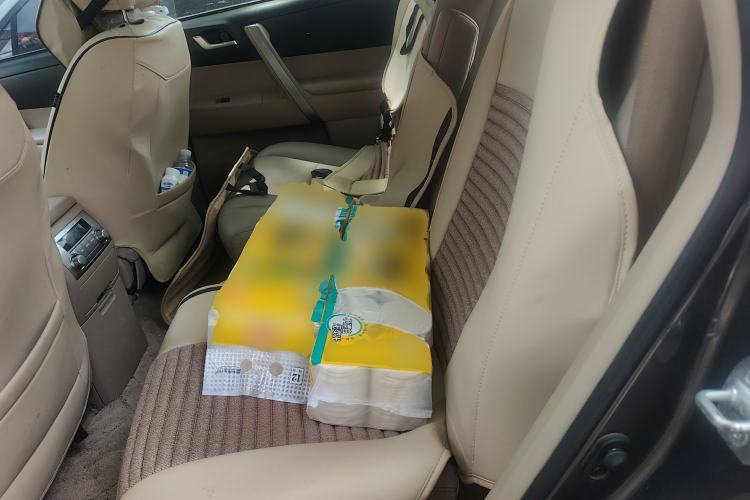 Used Toyota Highlander 2012 2.7L Two-Wheel Drive 7-Seater Luxury Edition