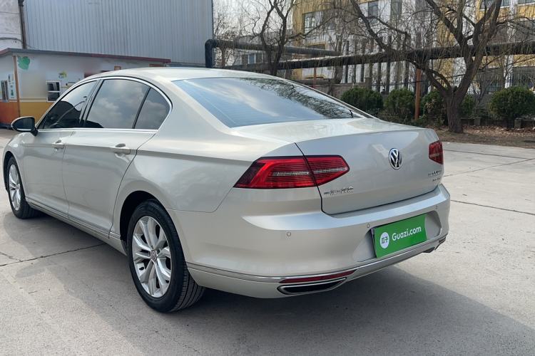 Used Volkswagen Magotan 2018 Facelift 330TSI DSG Luxury Model