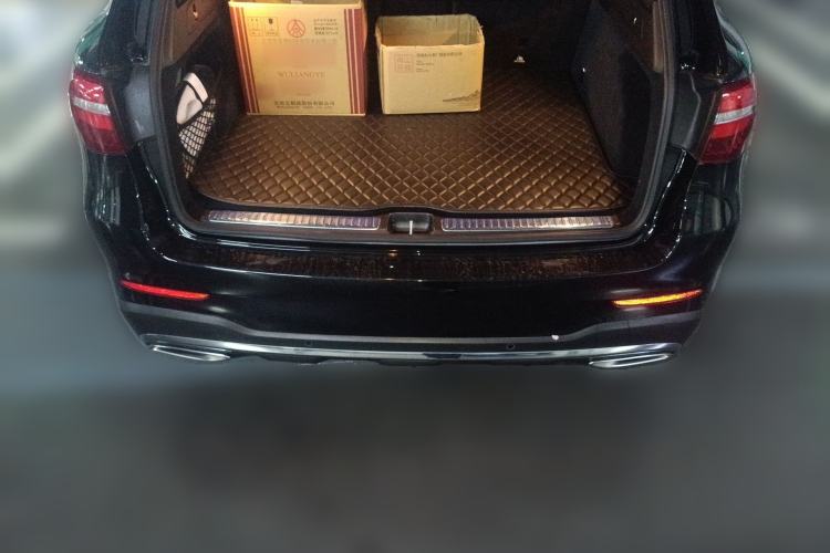 Used Mercedes-Benz GLC 2019 Facelift GLC 260 L 4MATIC Luxury Model Trunk