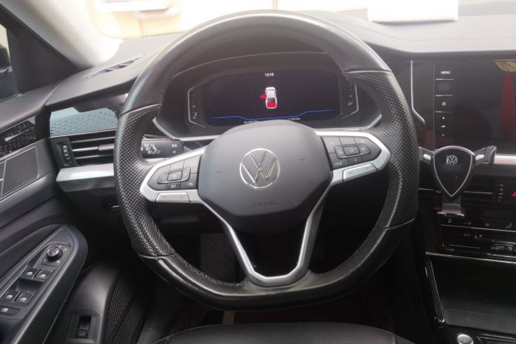 Used Volkswagen Passat 2022 380TSI Flagship Edition Steering Wheel