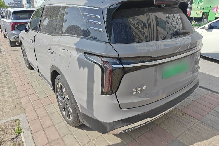 Used Hongqi HS7 PHEV 2024 2.0T PHEV Four-Wheel-Drive Flagship Edition 6 Seats
