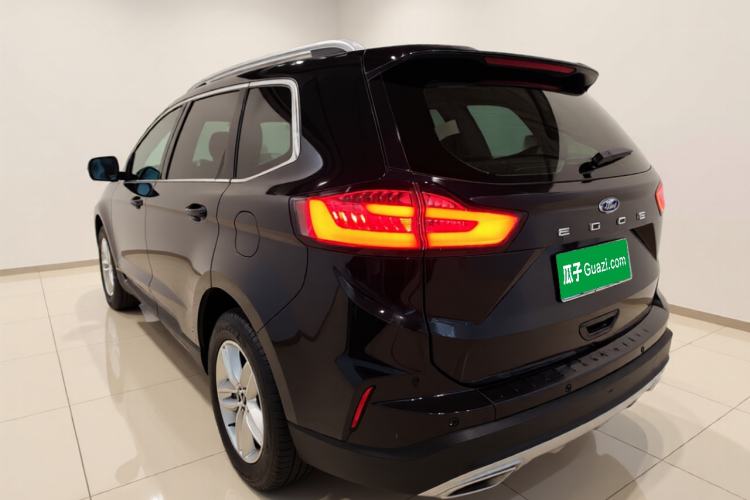 Used Ford Edge 2021 PLUS EcoBoost 245 Two-Wheel-Drive Elite 5-Seater
