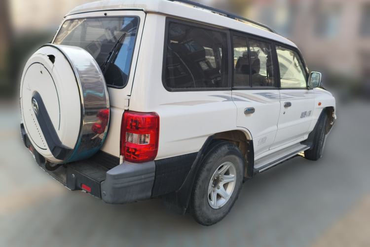 Used Leopaard Q6 2015 2.4L Manual 4x4 Excellence Edition
