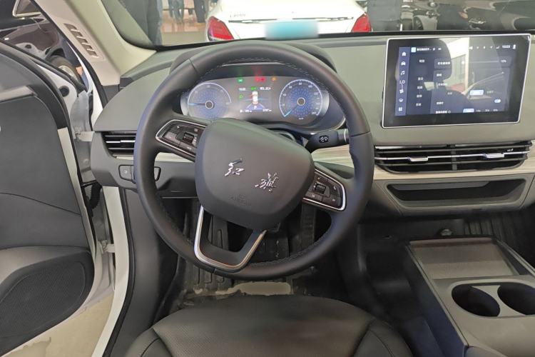 Used Hongqi E-QM5 2025 500km Range Commuter Version