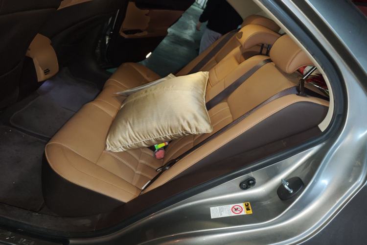 Used Lexus ES 2015 250 Elegant Edition Left Rear Seat