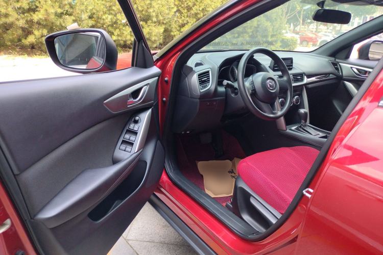 Used Mazda CX-4 2016 2.0L Automatic 2WD Blue Sky Dynamic Edition