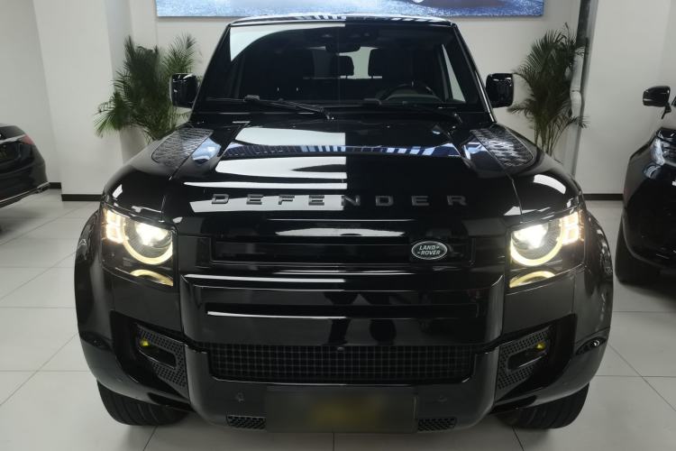 Used Land Rover Defender 2021 90 P400 X-DYNAMIC S
