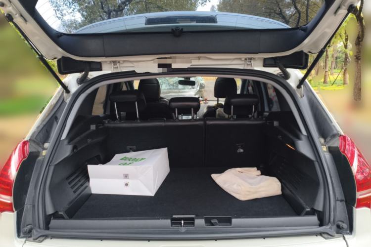 Used Peugeot 3008 2015 1.6THP Automatic Trend Edition
