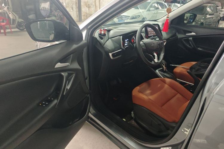 Used Chevrolet Trax 2019 Redline 325T Automatic Fun Edition China VI Standard