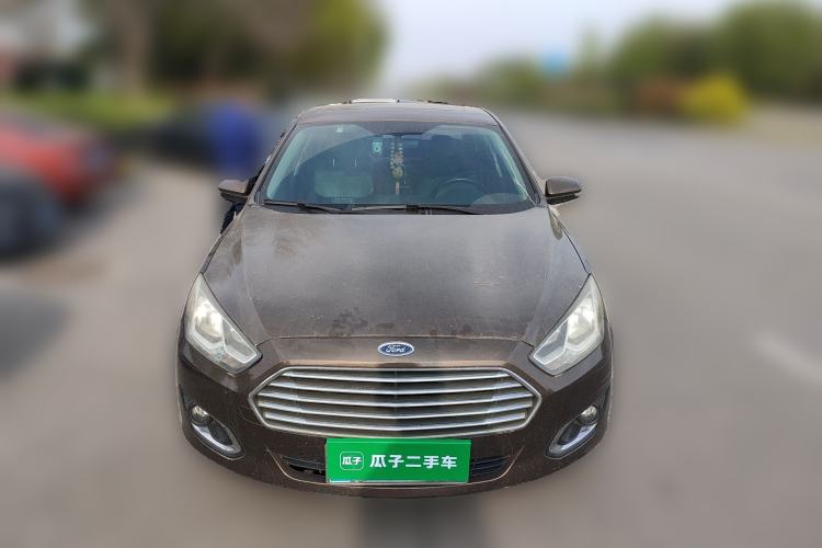 Used Ford Escort 2015 1.5L Automatic Fashion Model Front