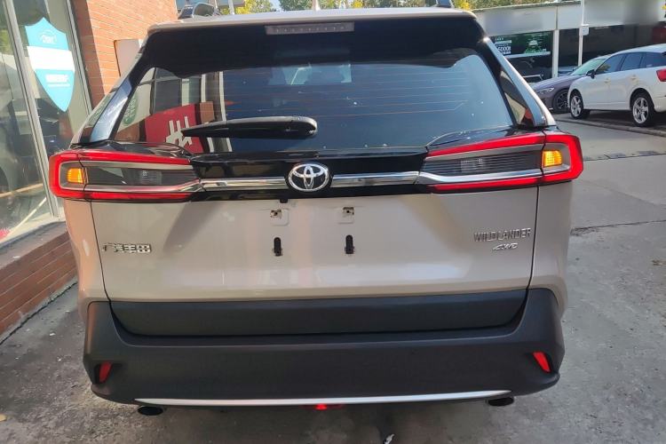 Used Toyota Wildlander 2021 2.0L CVT 4x4 Luxury Edition
