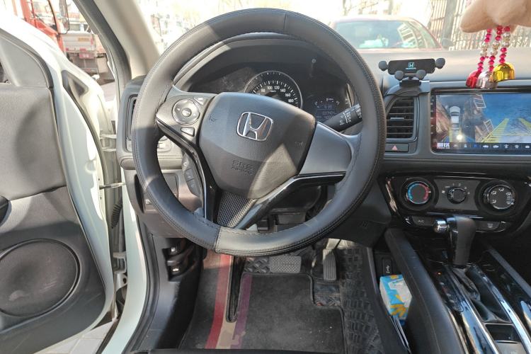 Used Honda Vezel 2022 1.5L CVT Phantom Night Pioneer Edition
